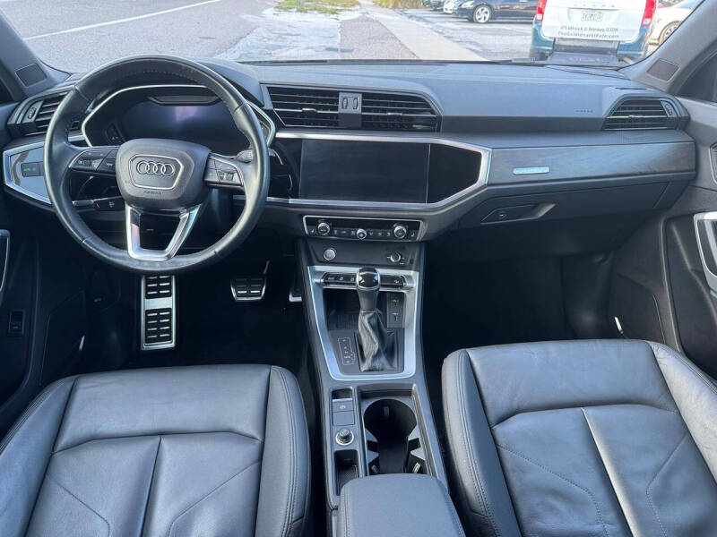 2019 Audi Q3 quattro Premium Plus 45 TFSI