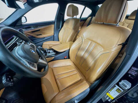 2022 BMW 5 Series M550i xDrive