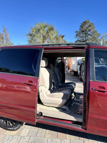 2009 Toyota Sienna CE 8-Passenger