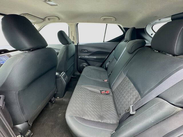 2022 Nissan Kicks SV