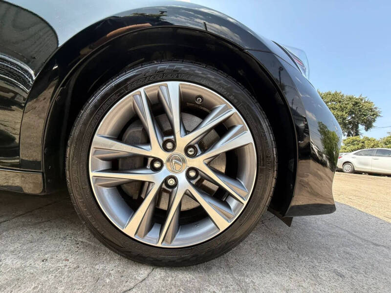 2018 Lexus IS 300