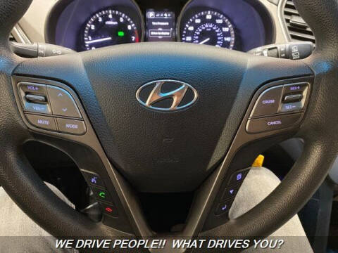 2017 Hyundai Santa Fe SE