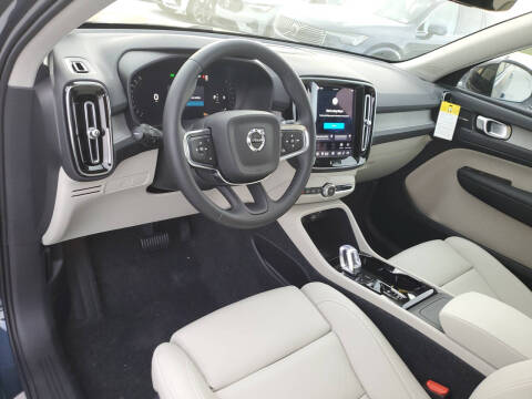 2026 Volvo XC40 B5 Ultra