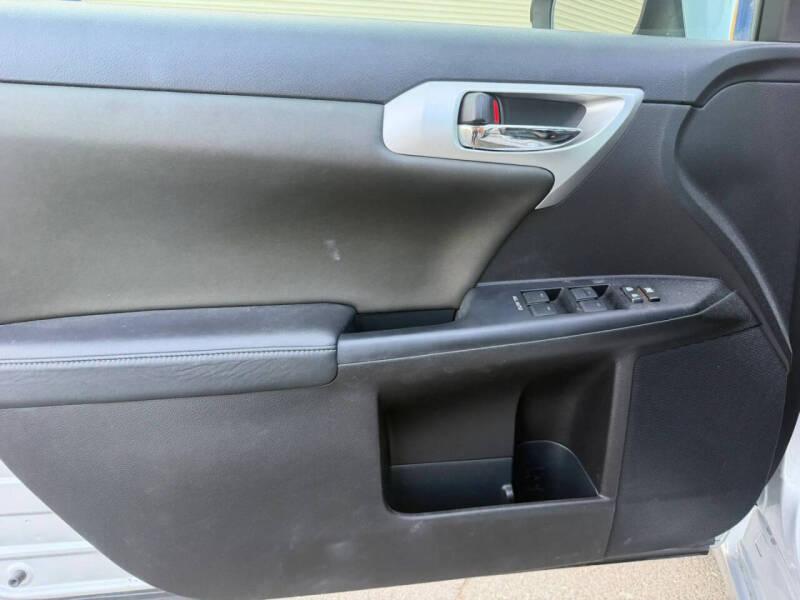 2013 Lexus CT 200h