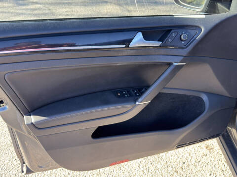 2019 Volkswagen Golf R 4Motion