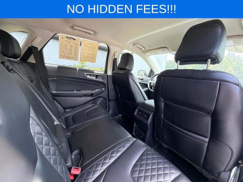 2024 Ford Edge Titanium
