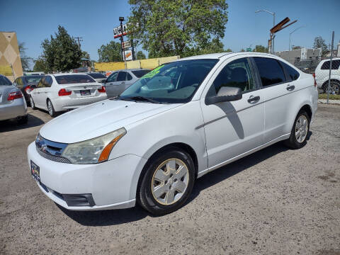 2008 Ford Focus for sale at Larry's Auto Sales Inc. in Fresno CA