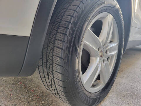 2012 Porsche Cayenne Tiptronic