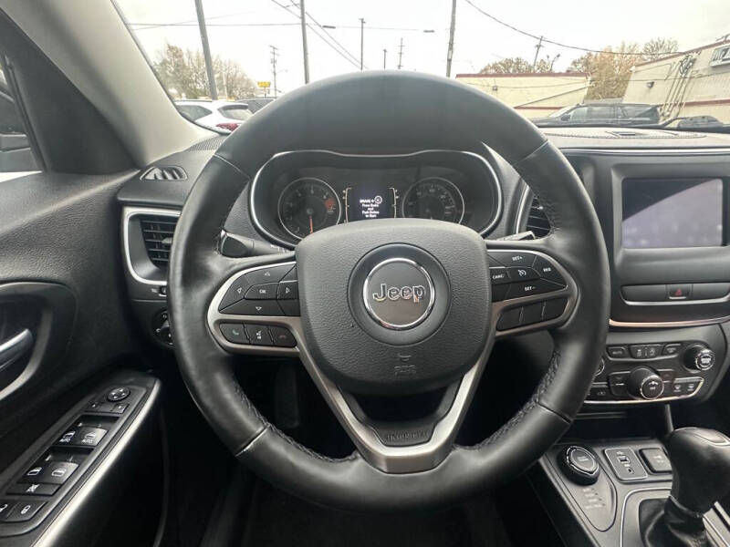 2019 Jeep Cherokee Latitude Plus