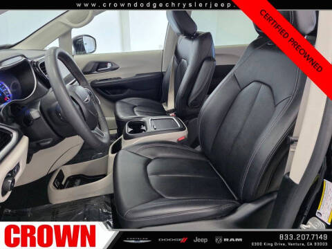 2024 Chrysler Pacifica Plug-In Hybrid Select