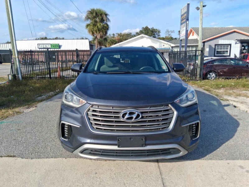 2017 Hyundai Santa Fe SE