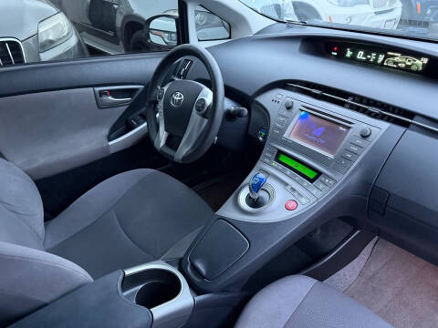2014 Toyota Prius Three