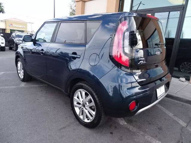 2017 Kia Soul +