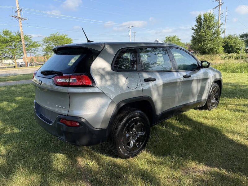2014 Jeep Cherokee Sport