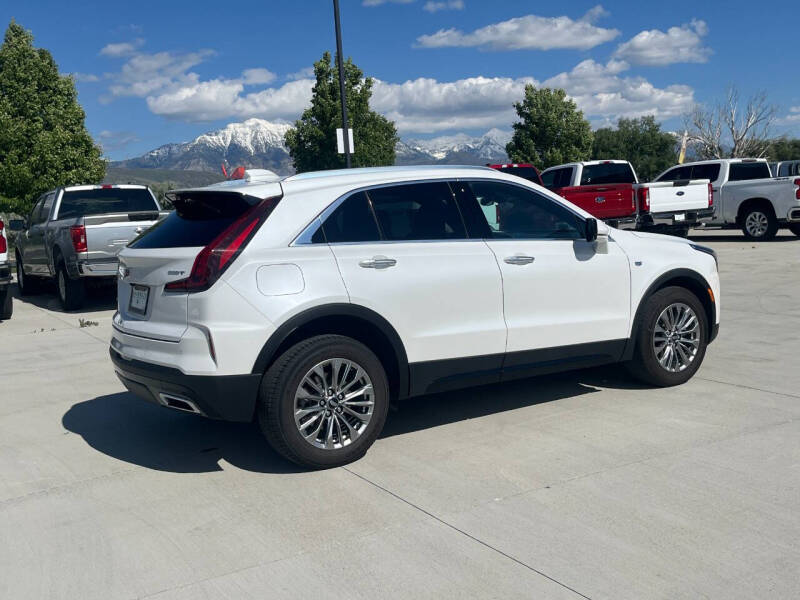 2024 Cadillac XT4 Premium Luxury