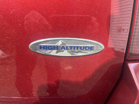 2015 Jeep Compass for sale at TOWN & COUNTRY AUTO SALES in Cumberland MD