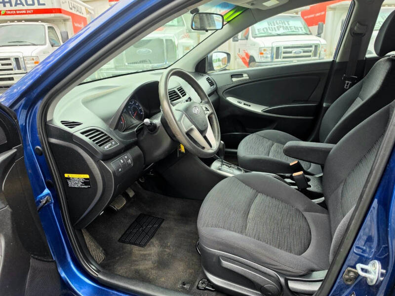 2017 Hyundai Accent SE