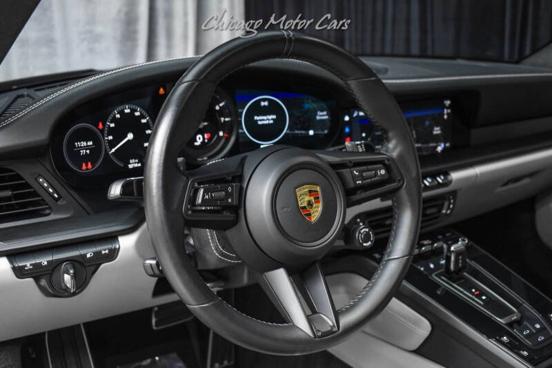 2023 Porsche 911 Carrera GTS