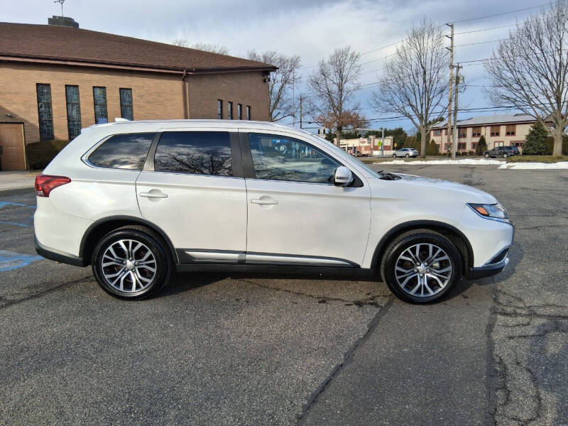 2017 Mitsubishi Outlander SEL