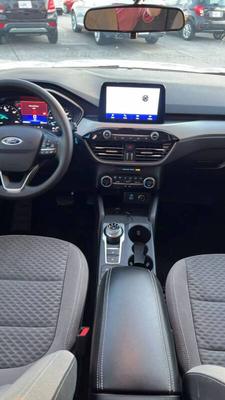 2021 Ford Escape Hybrid SE