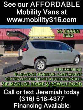 2022 Chrysler Pacifica for sale at Affordable Mobility Solutions, LLC - Mobility/Wheelchair Accessible Inventory-Wichita in Wichita KS