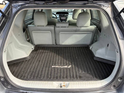 2012 Toyota Prius v Two