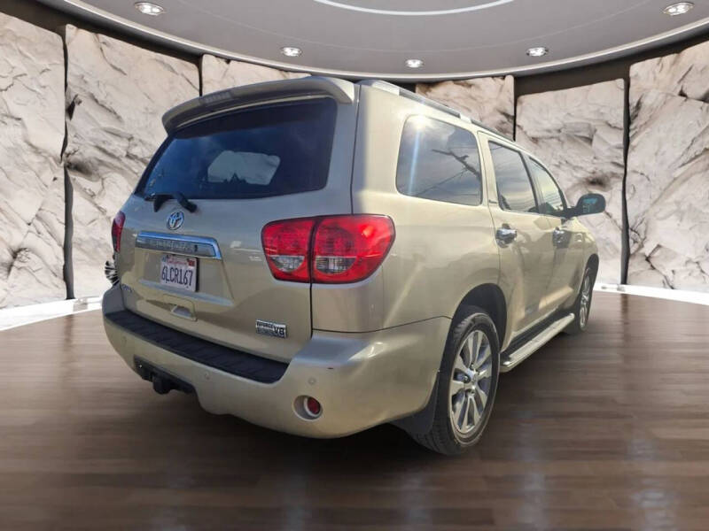 2010 Toyota Sequoia Limited