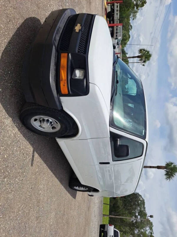 2017 Chevrolet Express 2500