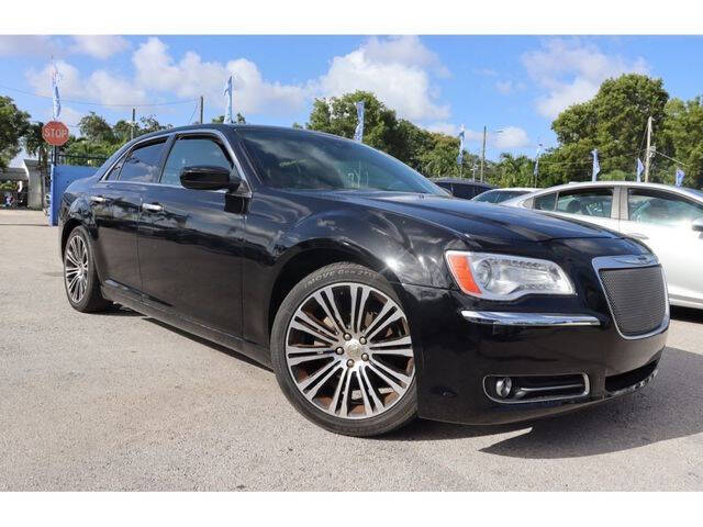 2014 Chrysler 300 for sale at OCEAN AUTO SALES in Miami FL