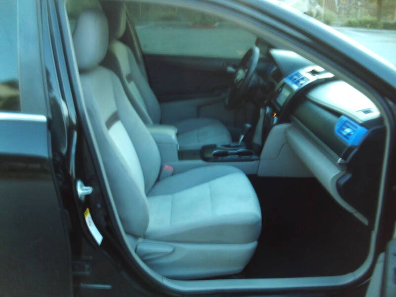 2012 Toyota Camry LE