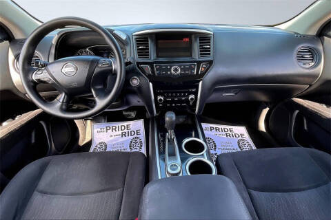 2014 Nissan Pathfinder S