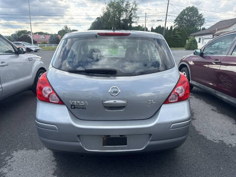 2009 Nissan Versa 1.8 SL