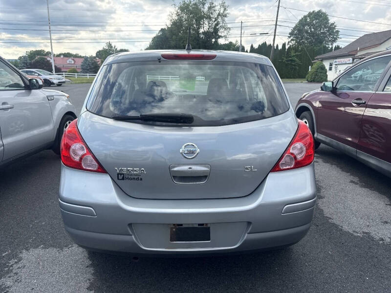 2009 Nissan Versa 1.8 SL