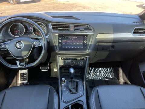 2021 Volkswagen Tiguan SE R-Line Black