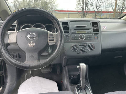 2008 Nissan Versa 1.8 S