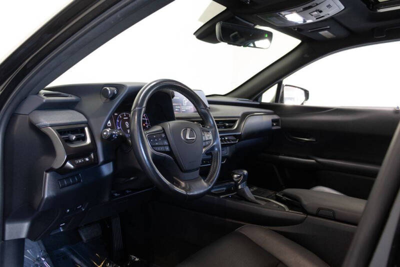 2020 Lexus UX 200