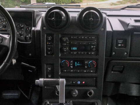 2005 HUMMER H2