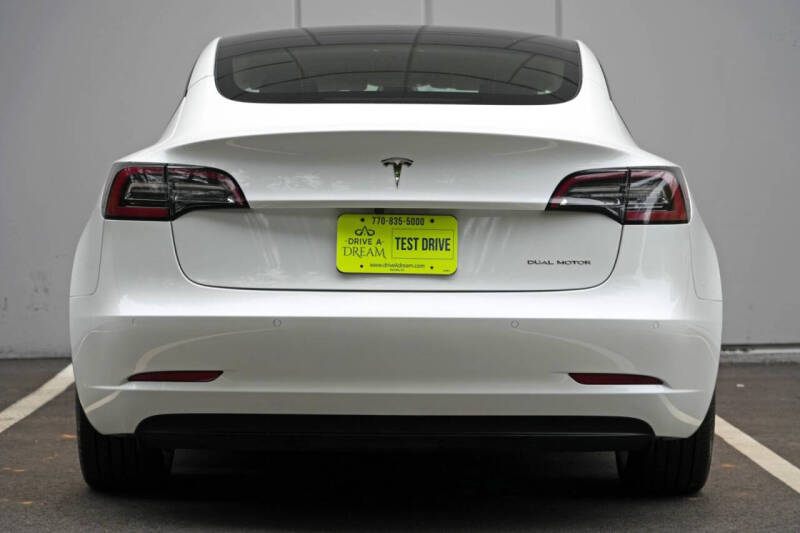 2022 Tesla Model 3 Long Range