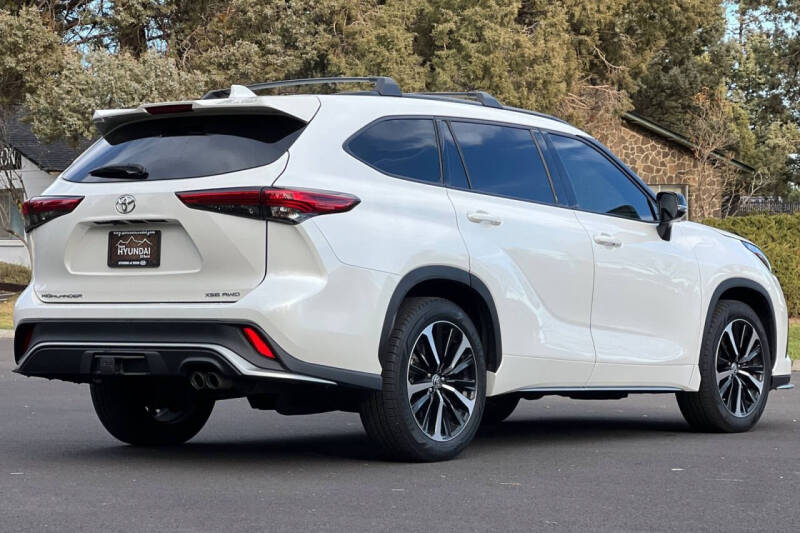 2021 Toyota Highlander XSE