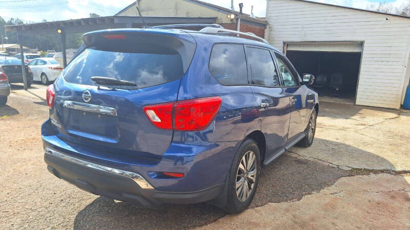 2018 Nissan Pathfinder S