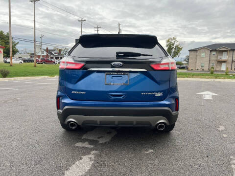 2020 Ford Edge Titanium
