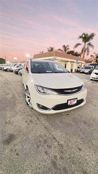 2017 Chrysler Pacifica