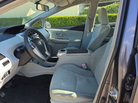 2012 Toyota Prius v Three