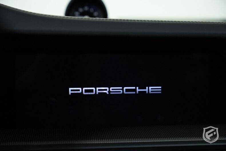 2025 Porsche 911 Carrera T