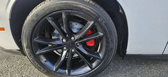 2015 Dodge Challenger SXT