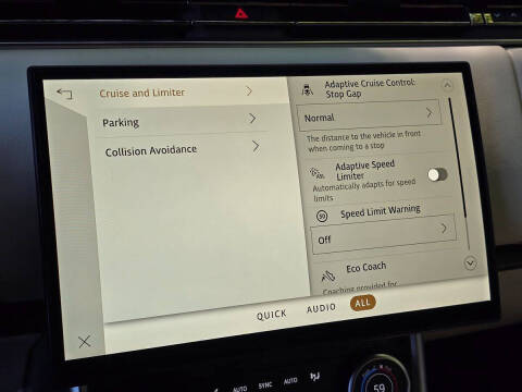 2023 Land Rover Range Rover P400 SE