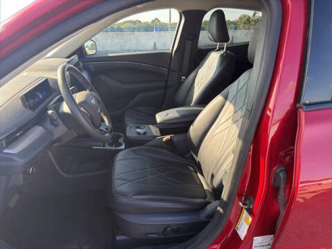 2022 Ford Mustang Mach-E California Route 1