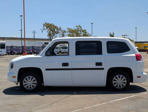 2014 AM General MV-1
