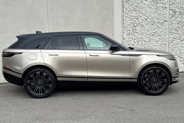2026 Land Rover Range Rover Velar P250 Dynamic SE