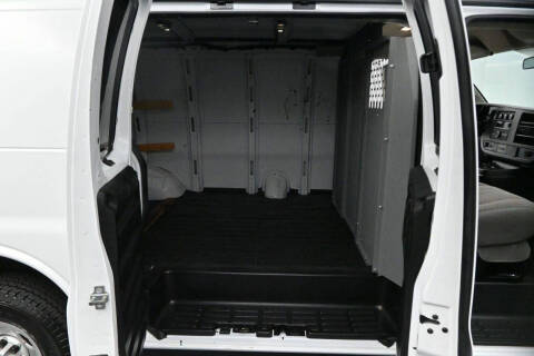 2023 Chevrolet Express 2500